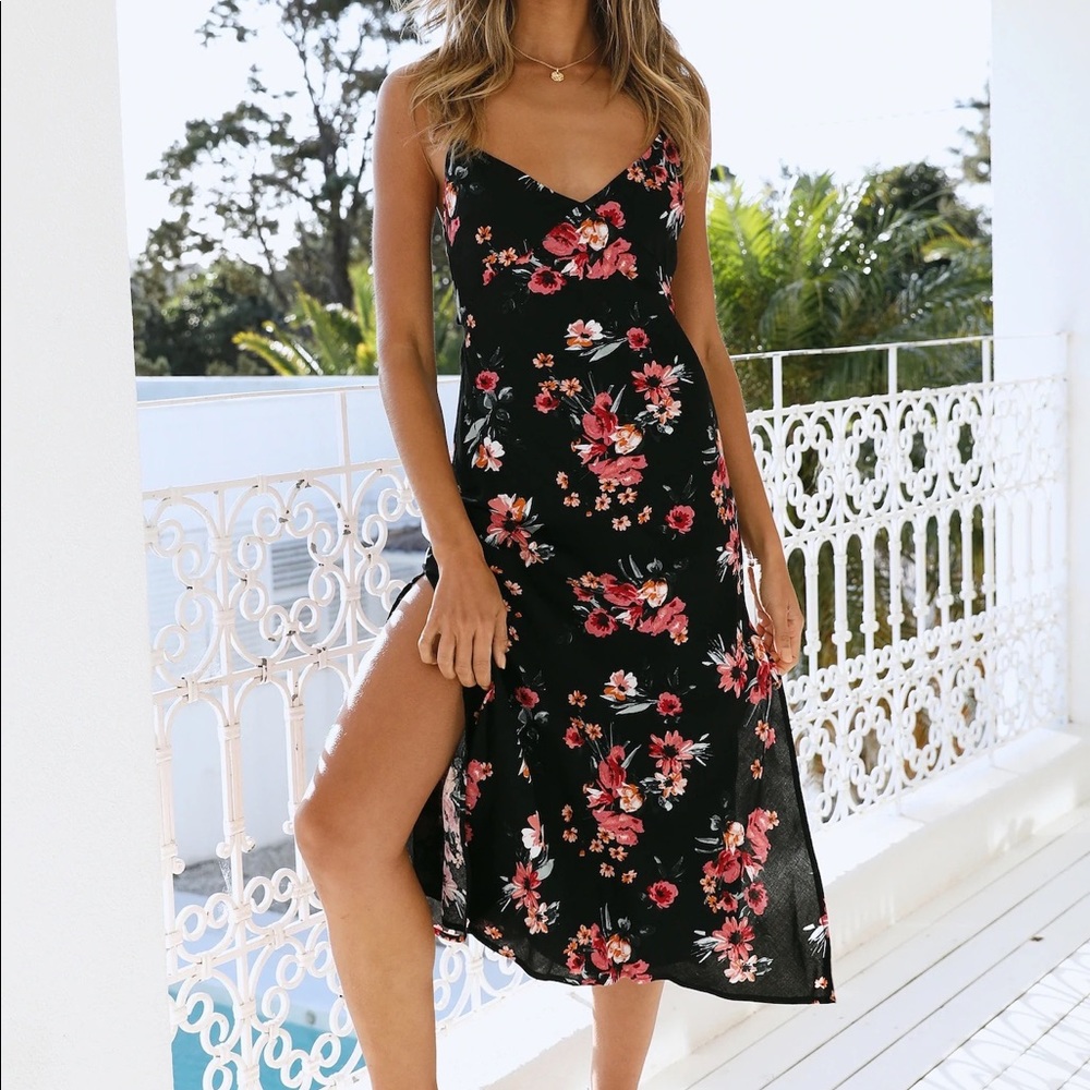 Hello Molly Black Floral Midi Dress